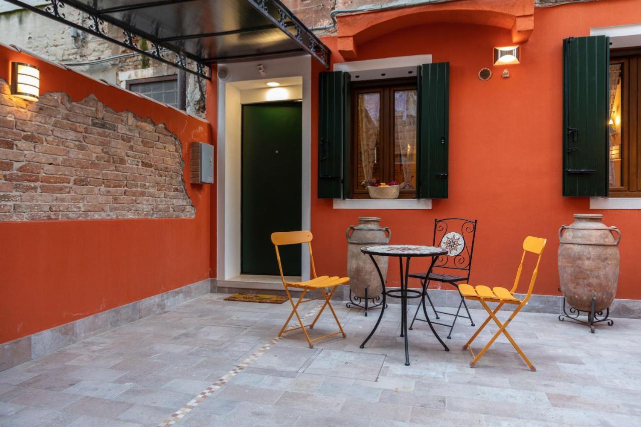 Apartmán Venice Downtown With Private Garden Exteriér fotografie